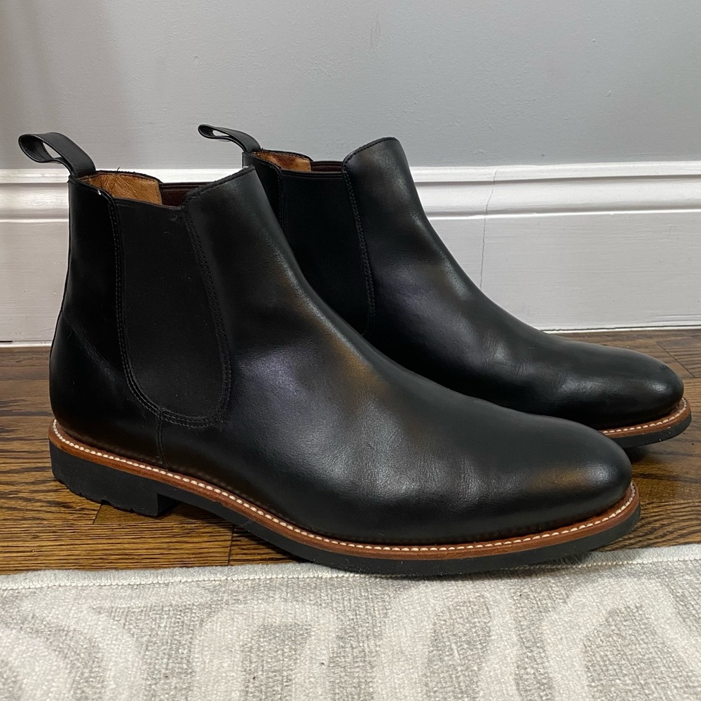 Men’s J. Crew Kenton Chelsea Boots (Size 11)